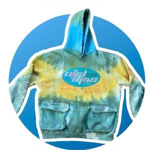 Men’s Worldwide Sweatsuit